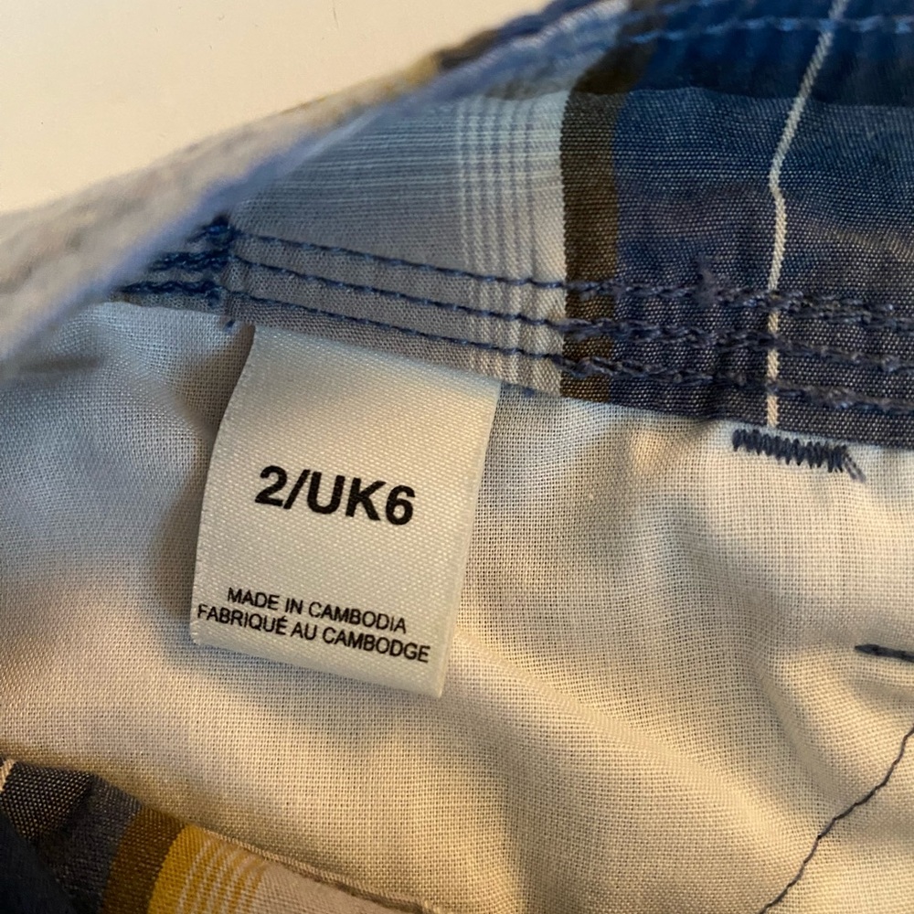 NWOT BDG plaid shorts - Picture 4 of 4